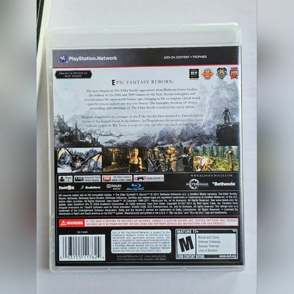 Elder Scrolls V: Skyrim w/ Official official Game Guide